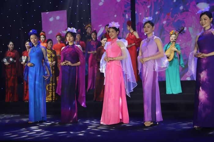 Kể câu chuyện áo dài qua 5 chủ đề đặc sắc-9.jpg