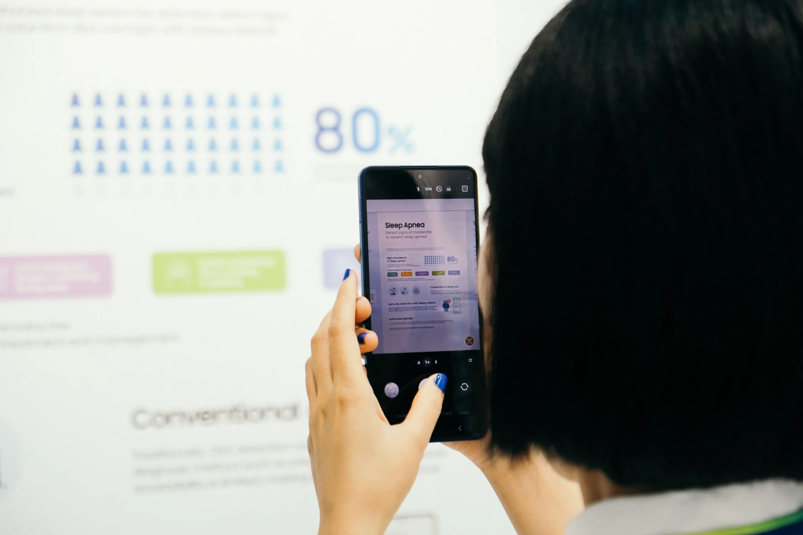 Khi phụ nữ hiện đại đang ngủ quá ít giấc ngủ đẹp cũng cần được chăm sóc như làn da-2.webp