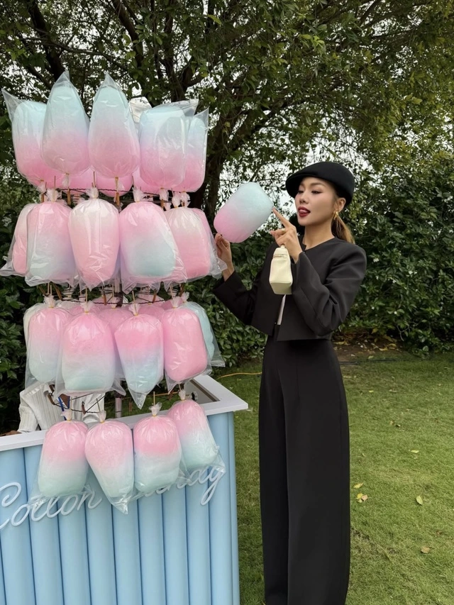 Lên đồ với màu đen tối giản nhưng không nhàm chán-8.webp