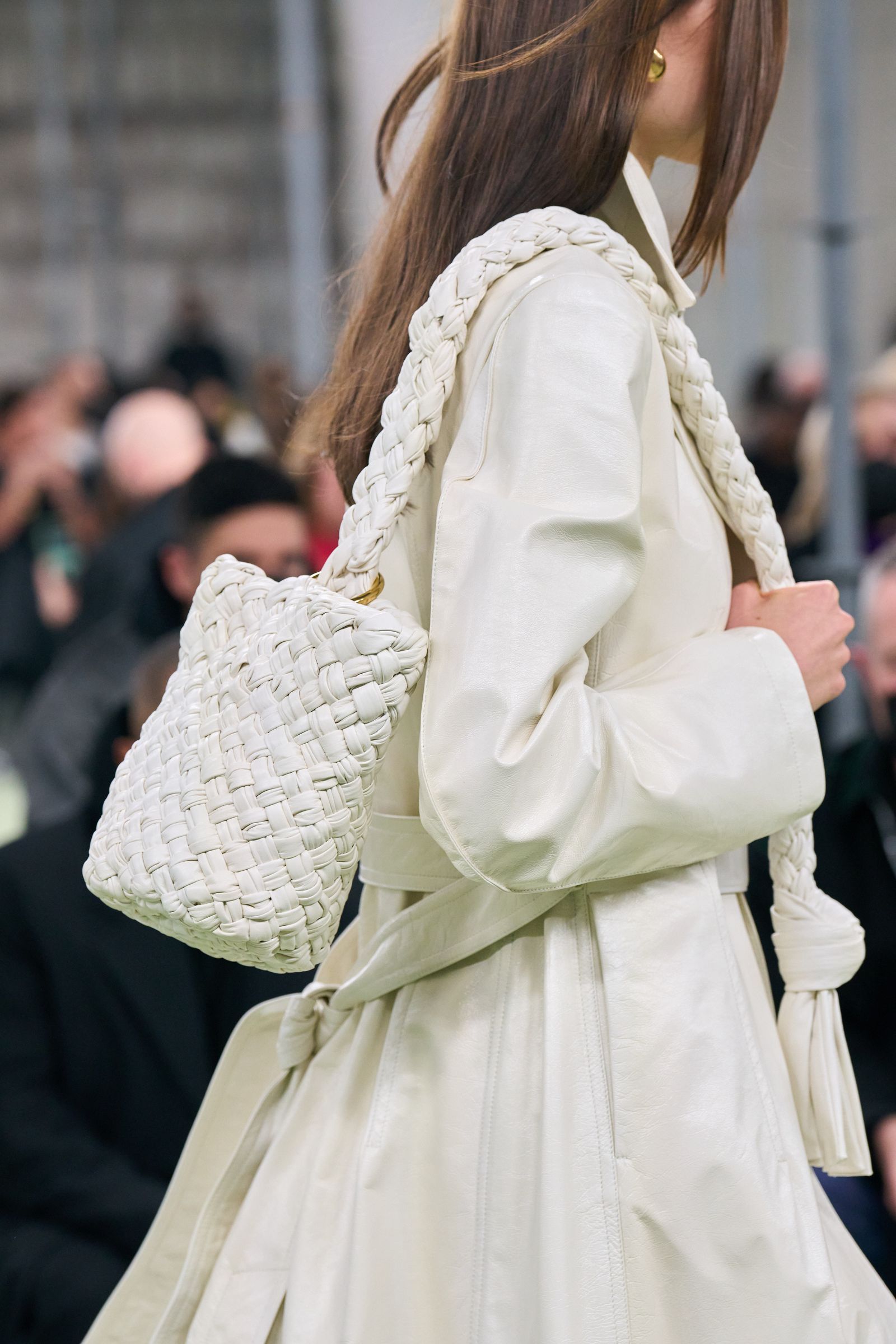 Matthieu Blazy sẽ viết gì lên trang mới của Chanel-3.jpg