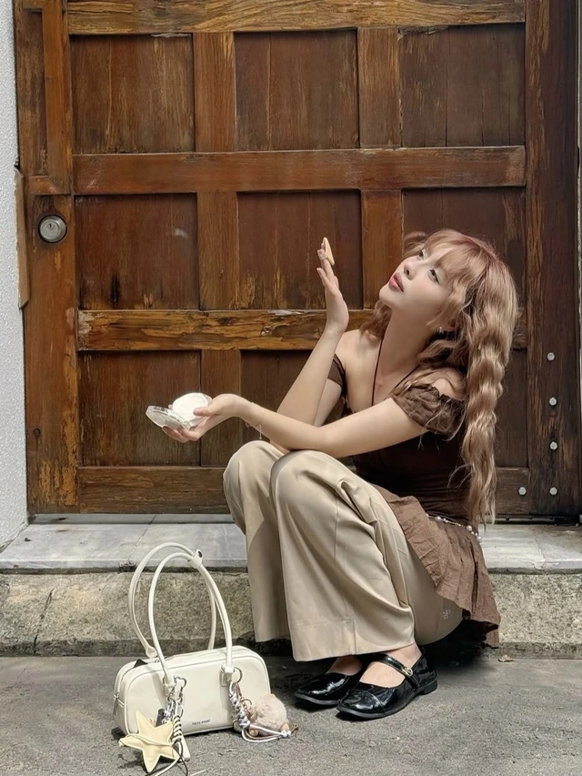 Màu be tối giản cho phong cách thanh lịch hằng ngày-6.webp