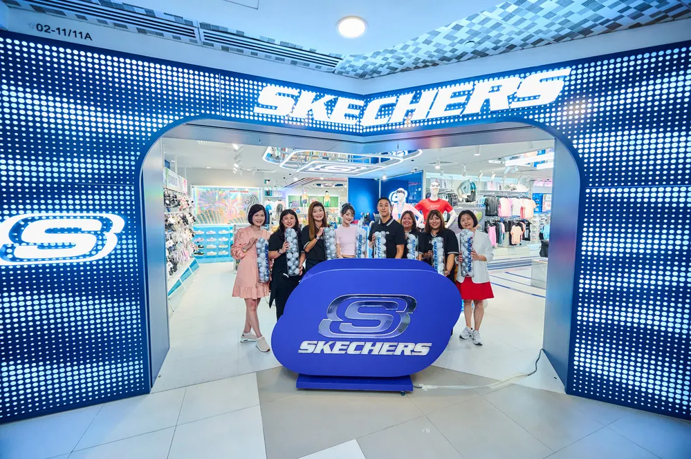 Minnie IDLE tham dự sự kiện giới thiệu công nghệ Slipins của giày Skechers tại Singapore-2.webp