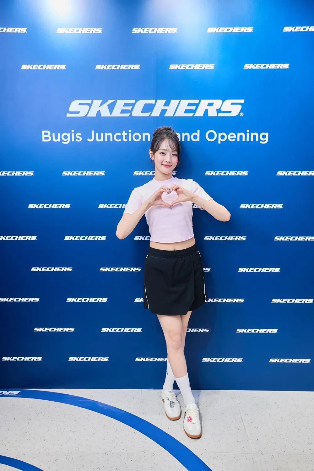 Minnie IDLE tham dự sự kiện giới thiệu công nghệ Slipins của giày Skechers tại Singapore-4.webp