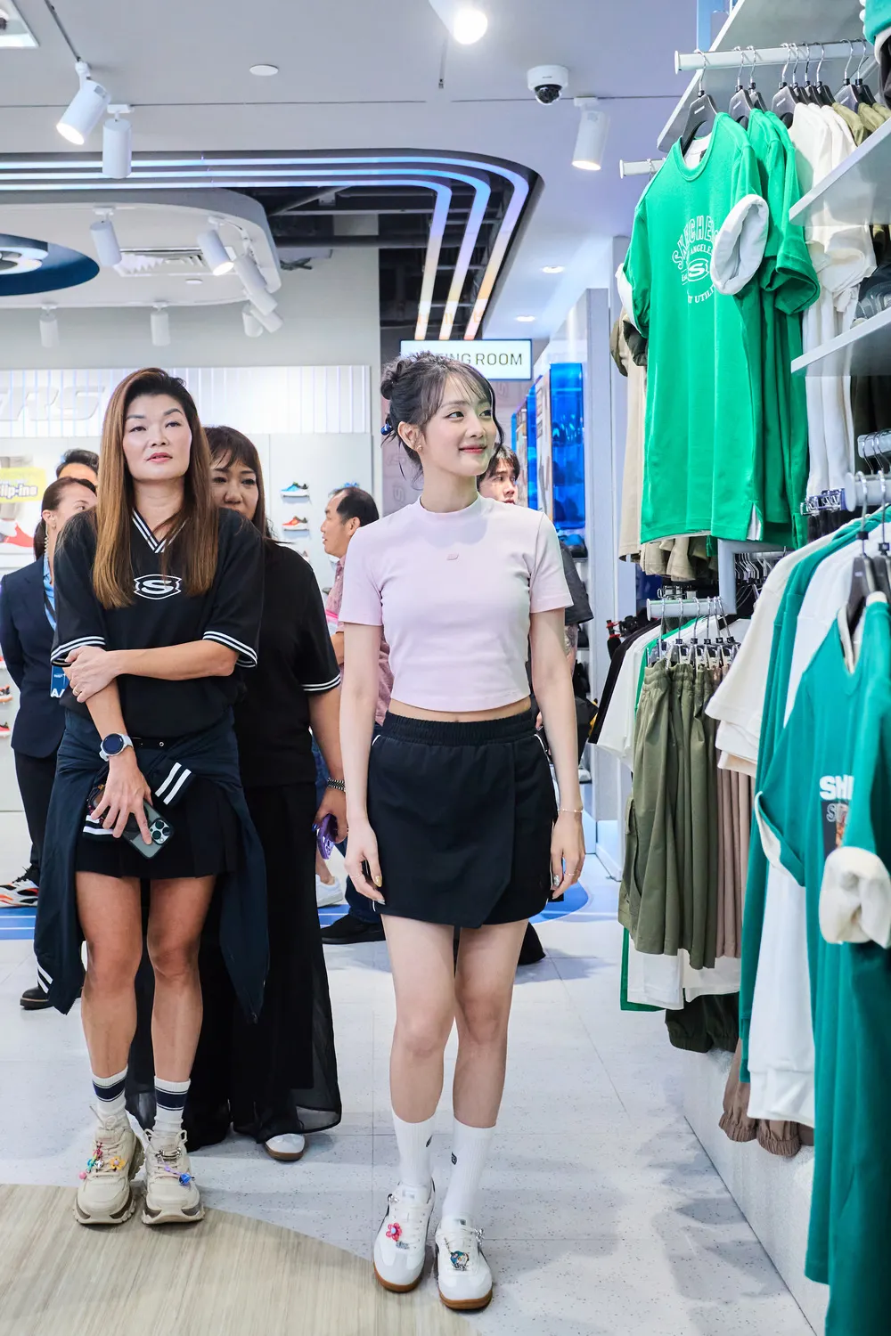 Minnie IDLE tham dự sự kiện giới thiệu công nghệ Slipins của giày Skechers tại Singapore-5.webp