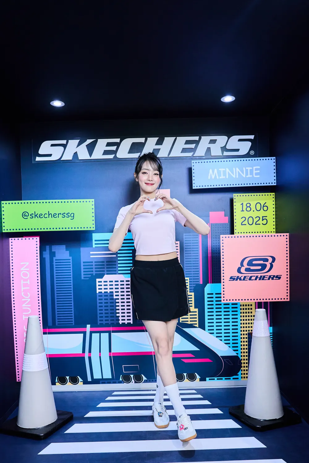 Minnie IDLE tham dự sự kiện giới thiệu công nghệ Slipins của giày Skechers tại Singapore-6.webp