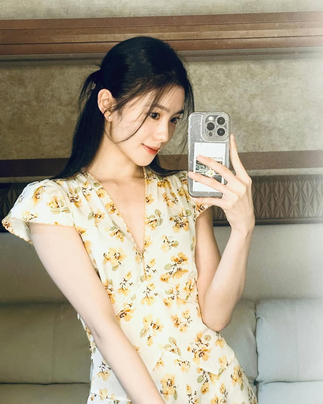 Mưu nữ lang thế hệ mới Lưu Hạo Tồn và tủ đồ nàng thơ-4.jpg