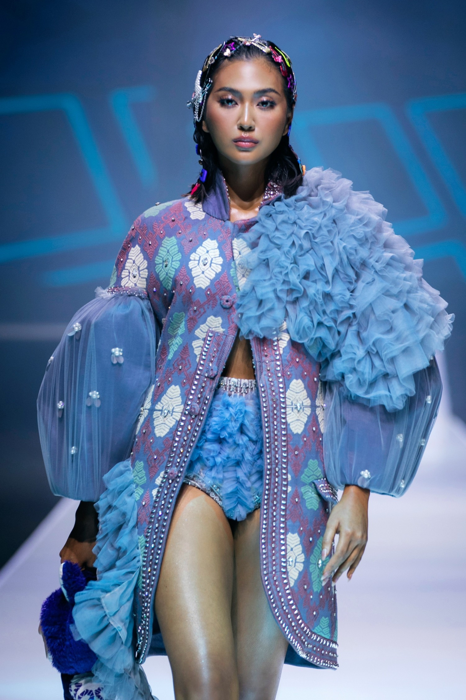 Năm 2025 của những thiết kế hoài cổ và táo bạo-2.jpg