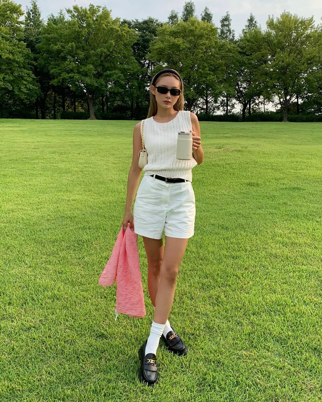 Ngôi sao sáng của mùa Thu gọi tên áo ghi lê len sành điệu-6.jpg