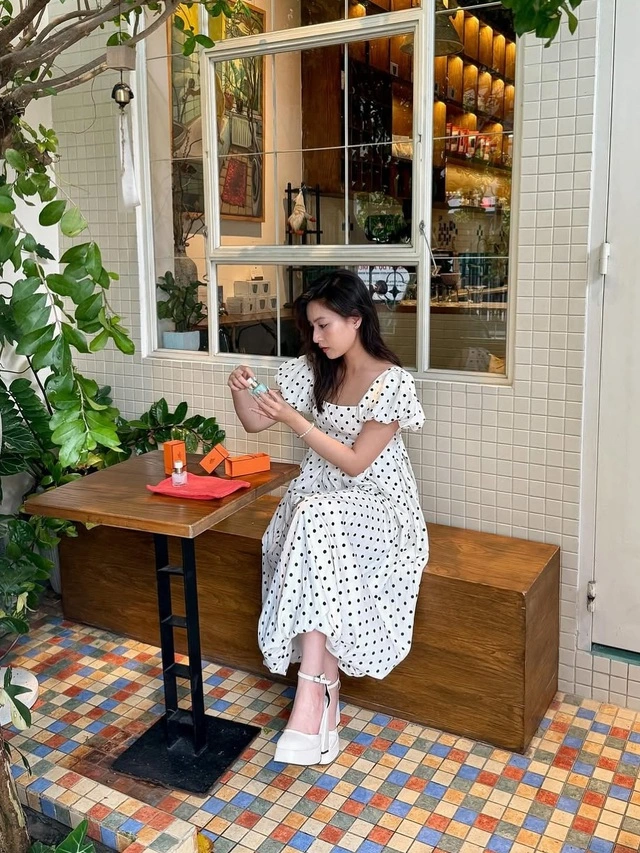 Những chiếc đầm suông hoàn hảo cho ngày nắng-2.webp