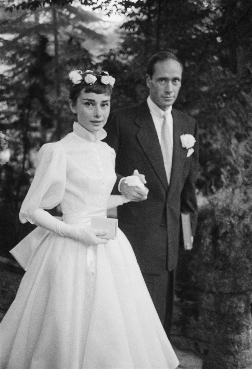 Những chiếc váy cưới đi vào lịch sử cùng Audrey Hepburn-1.jpg