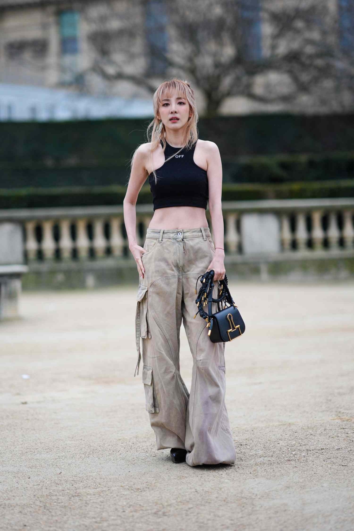 Những kiểu phối đẹp với quần ống rộng-9.jpg