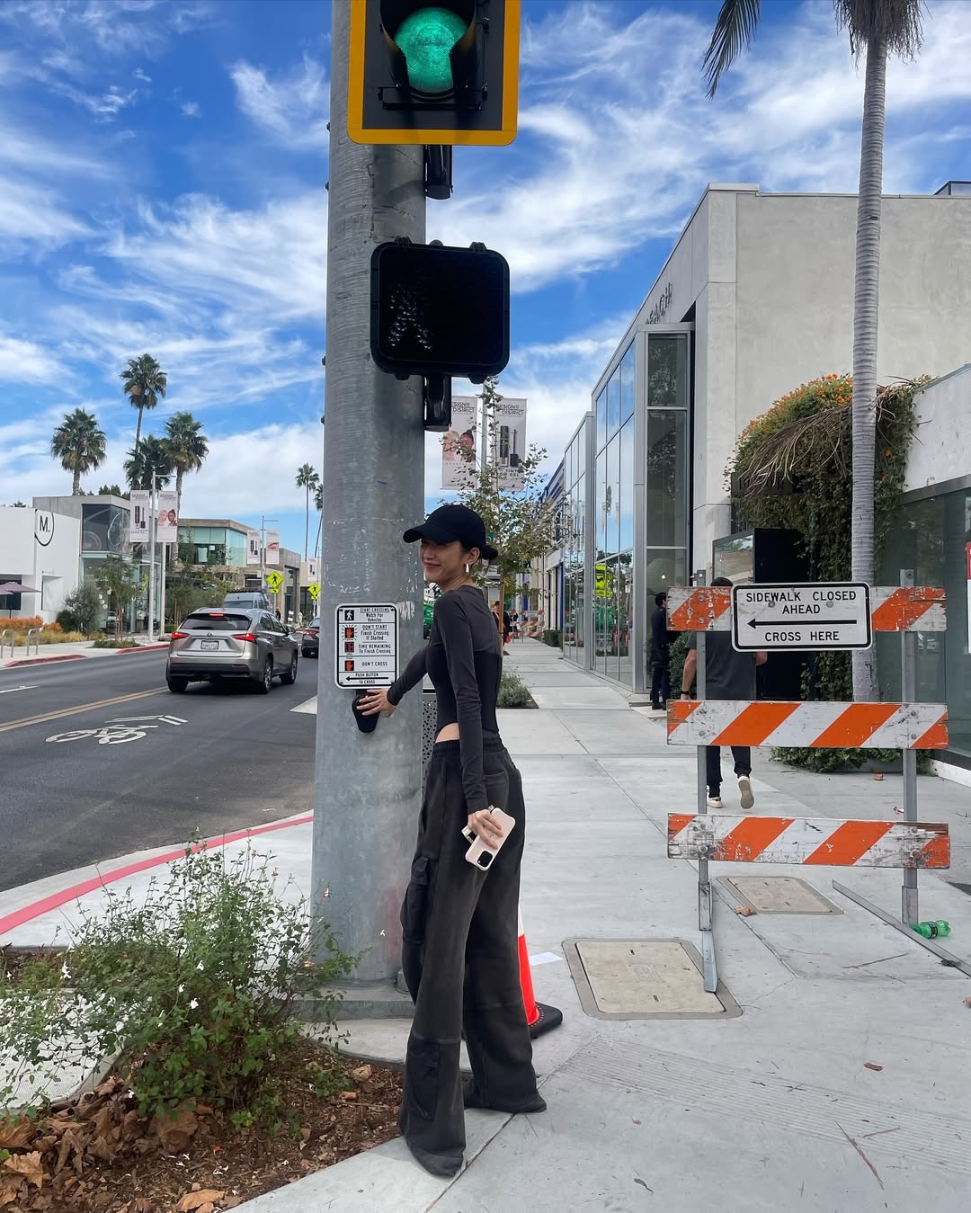 Sành điệu như nữ chính Kẻ Thù Dấu Yêu với phong cách hằng ngày đa dạng-3.jpg