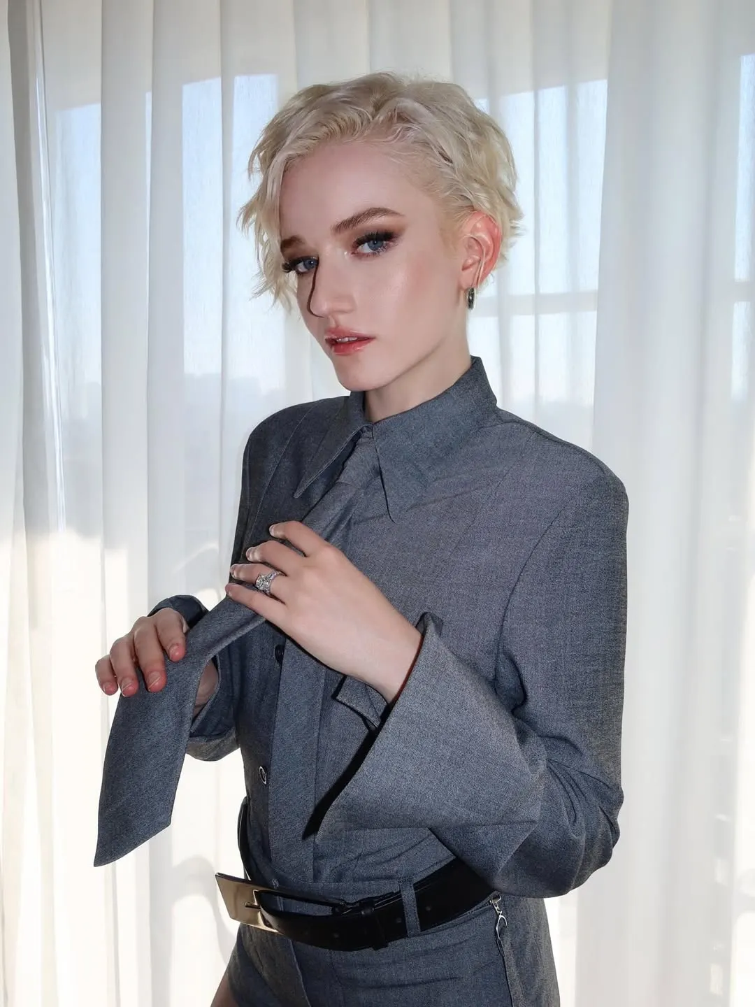 Silver Surfer Julia Garner trong Fantastic Four Thời trang là sức mạnh siêu nhiên-7.webp
