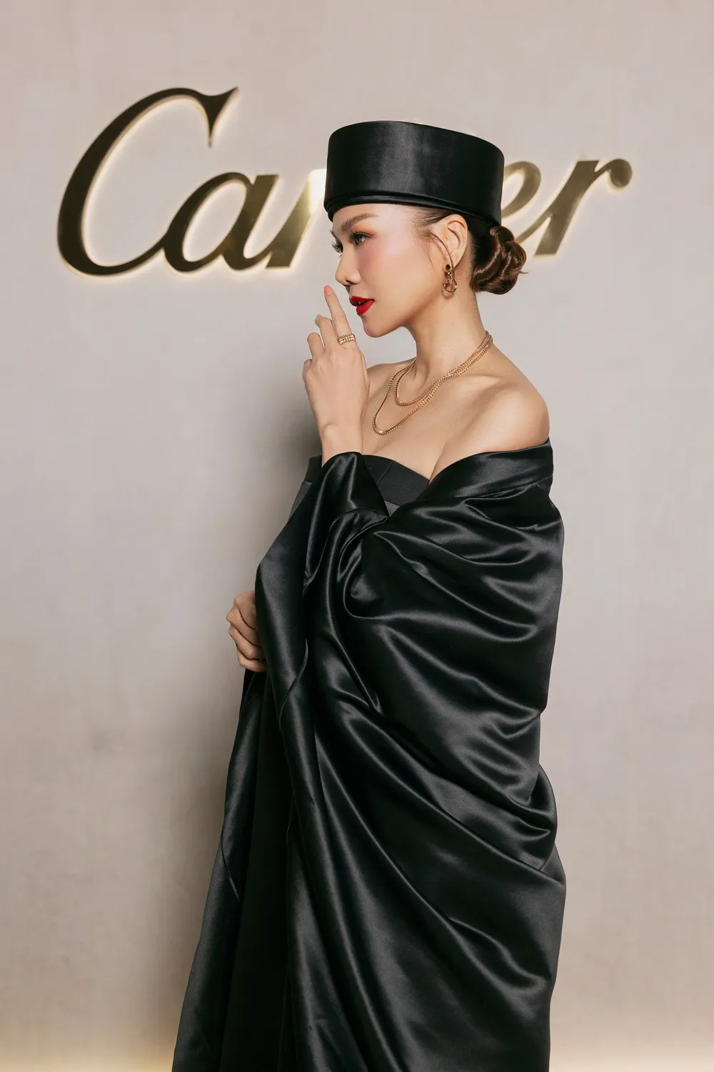 Thanh Hằng hội ngộ Kaity Nguyễn trong đêm tiệc tôn vinh những biểu tượng của Cartier-2.webp