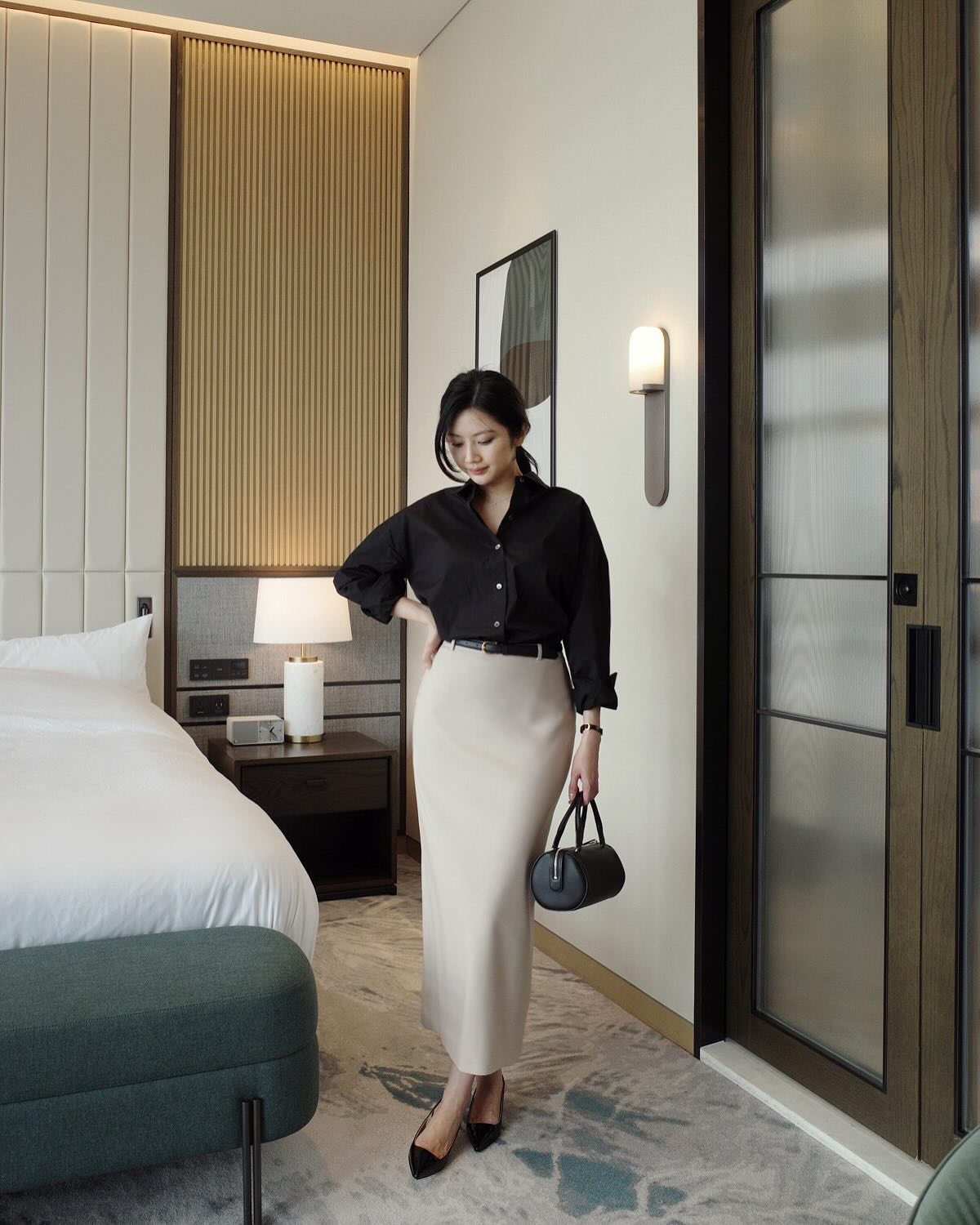 Theo đuổi phong cách tối giản bạn cần biết 10 cách mặc áo sơ mi không cầu kỳ mà vẫn tuyệt đẹp-6.jpg