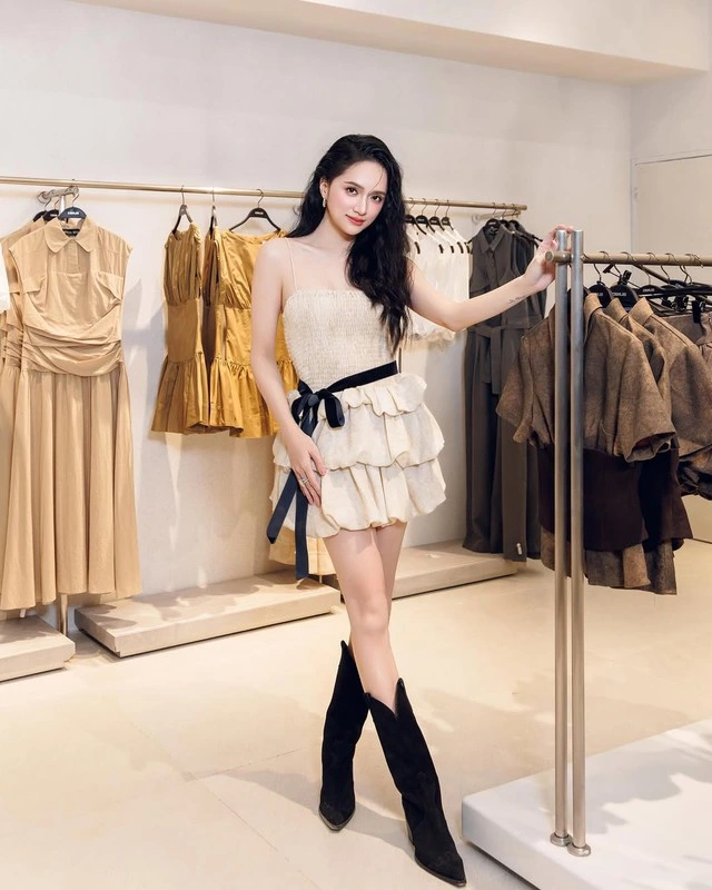 Thoát khỏi phong cách đơn điệu với bốt cao cổ cá tính-5.webp