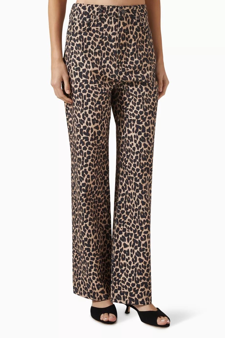 Thời Trang Da Báo Trở Lại 2025-2.jpg