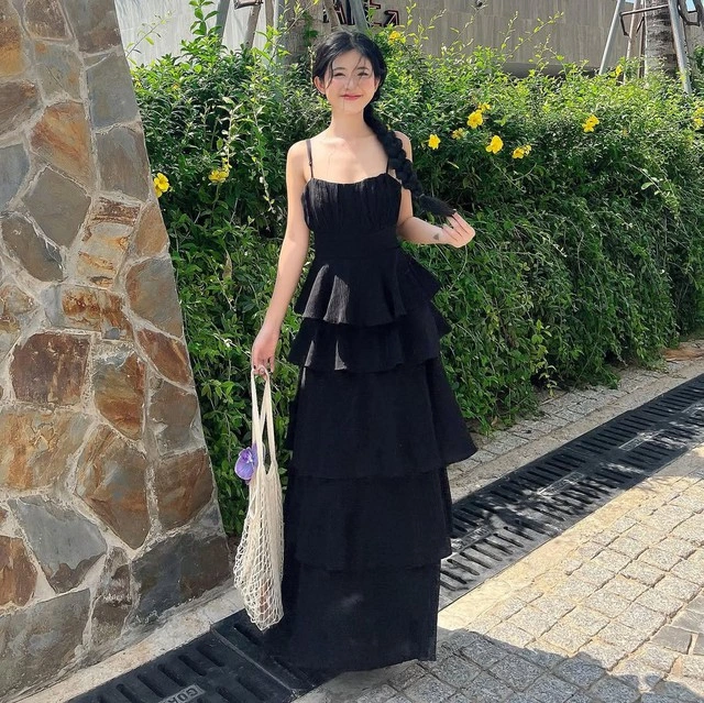 Thời trang đơn sắc lên ngôi chất từ ánh nhìn đầu tiên-9.webp