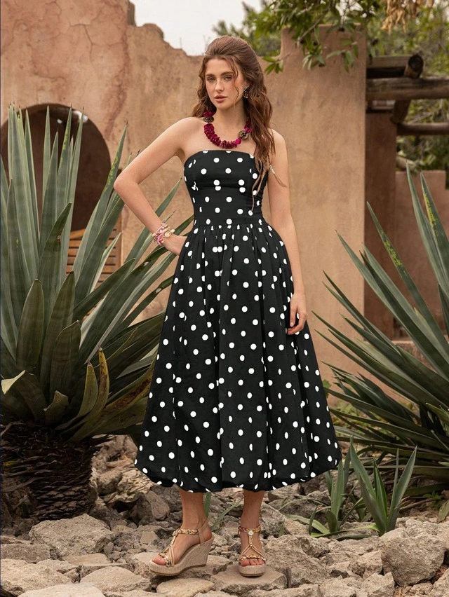 Trang phục chấm bi giúp nàng trở thành tâm điểm mọi ánh nhìn-4.webp