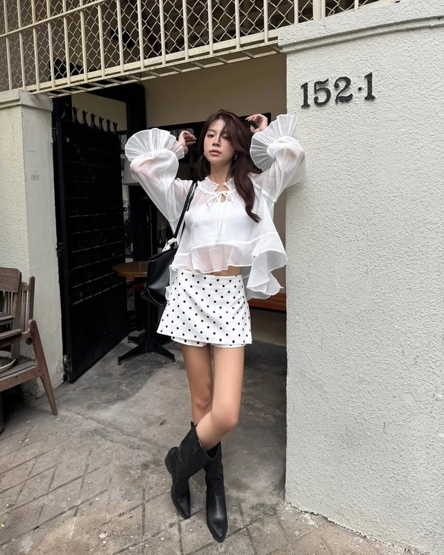 Trang phục chấm bi giúp nàng trở thành tâm điểm mọi ánh nhìn-5.webp