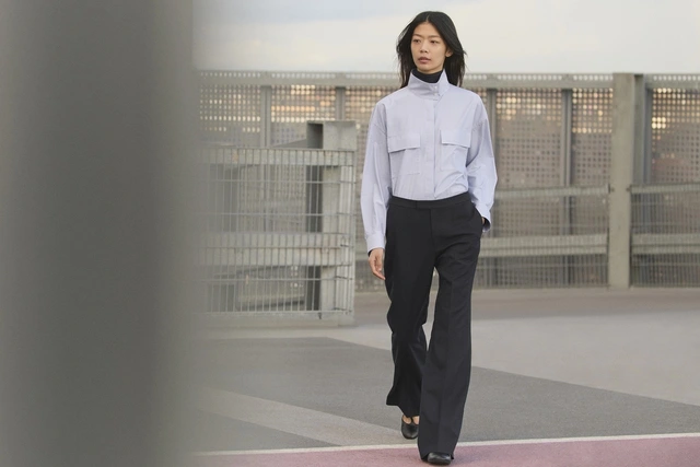 Trang phục đẹp hiện đại và tỏa sáng trong từng nhịp bước-10.webp