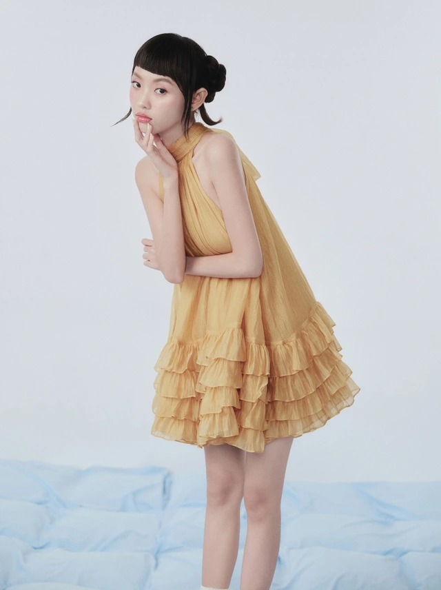 Váy suông thanh lịch và tôn dáng thướt tha nhìn thấy là yêu-3.webp