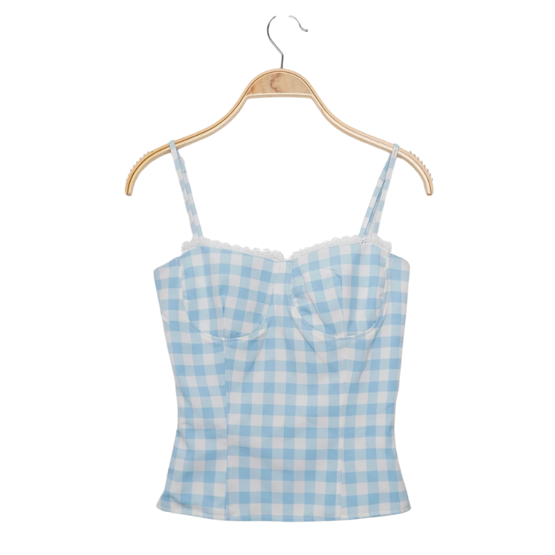 Vẻ đẹp phóng khoáng không gắng gượng của những chiếc áo cami mùa Hè-3.png