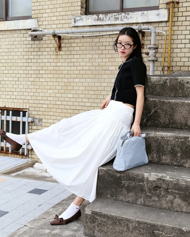 Xinh đẹp sành điệu mà không sợ nắng với chân váy midi chân váy maxi-2.webp